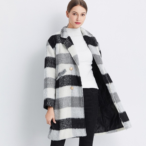 Winter coat - Picture 2 of 4